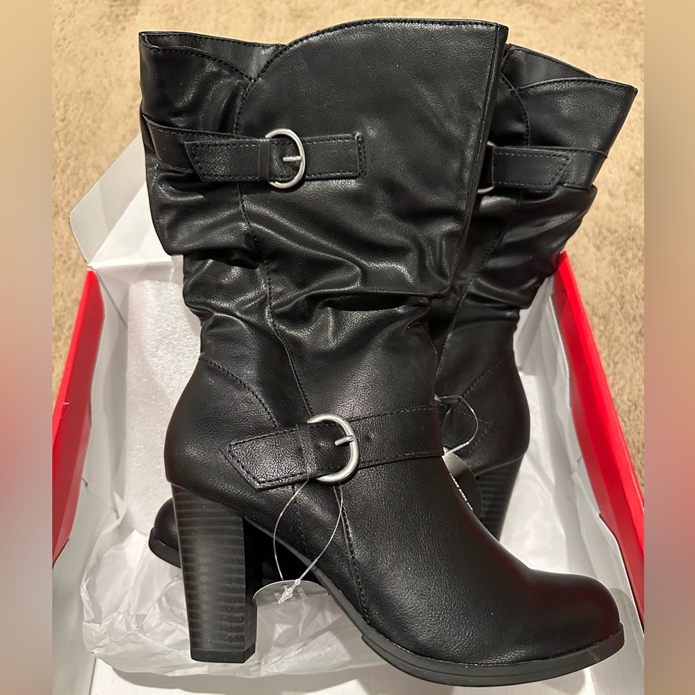 Style & Co boots size 6.5